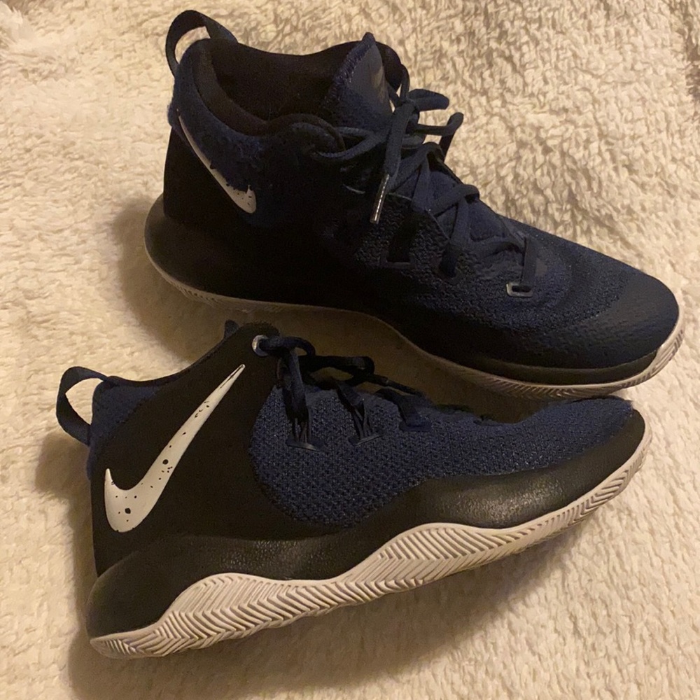 Kids Nike Zoom Basketball Shoes